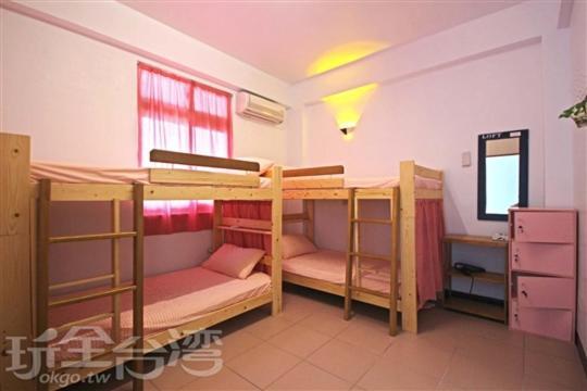 七十腳落背包客棧 Hostel Грийн Айлънд Екстериор снимка